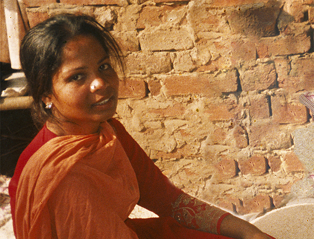 Résultat de recherche d'images pour "asia bibi libérée"